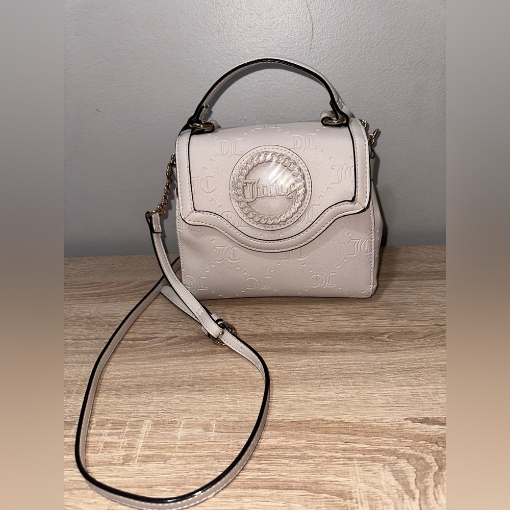NWT Juicy Couture Crossbody “Stay in Circle” White Satchel Tote Bag